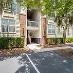 1600 Long Grove