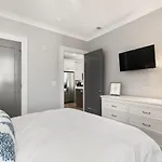 The Cooper Suite At 122 Spring