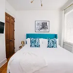 Guesthouse Charleston South 82 A And B