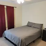 Spacious Home, Pet Friendly, Fenced Yard, 30 Minutes To All