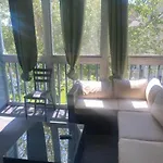 Sleeps 10!**10Min Dt Chas/5Min Airport!
