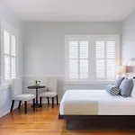 The Elliott House Inn