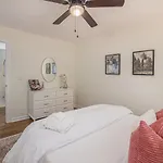 Park Circle Home With Private Yard And Grill