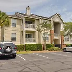 Mount Pleasant Condo With Pool And Bikes Near Beach!