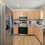 Renovated Charleston Oasis Mins To Dtwn And Beach