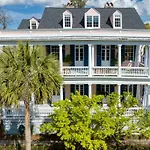 The Ashley Veranda King Suite Includes Breakfast