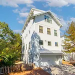 Mt Pleasant Beach Retreat- Mins To Sullivan\'S Iop