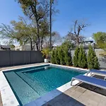 Private Pool Oasis 4 Bedroom Suite