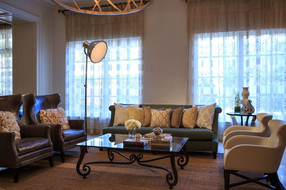 The Lindy Renaissance 4*
