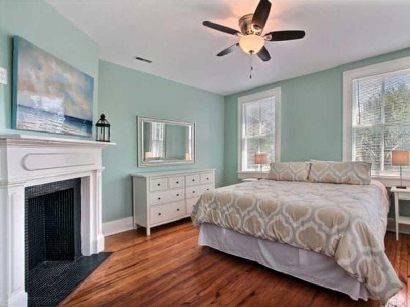 Apartment Downtown Vacation Rentals
