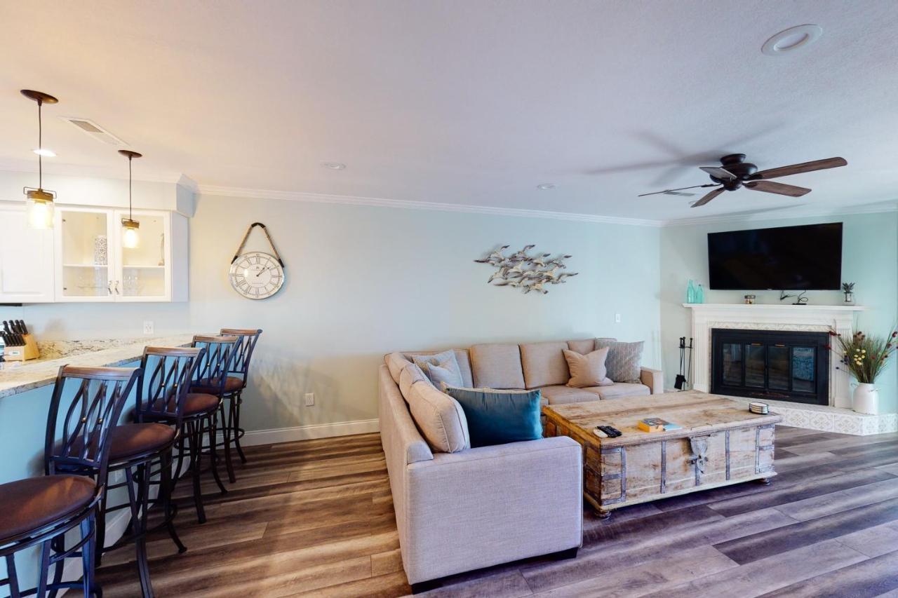 2436 Stono Watch Apartment *