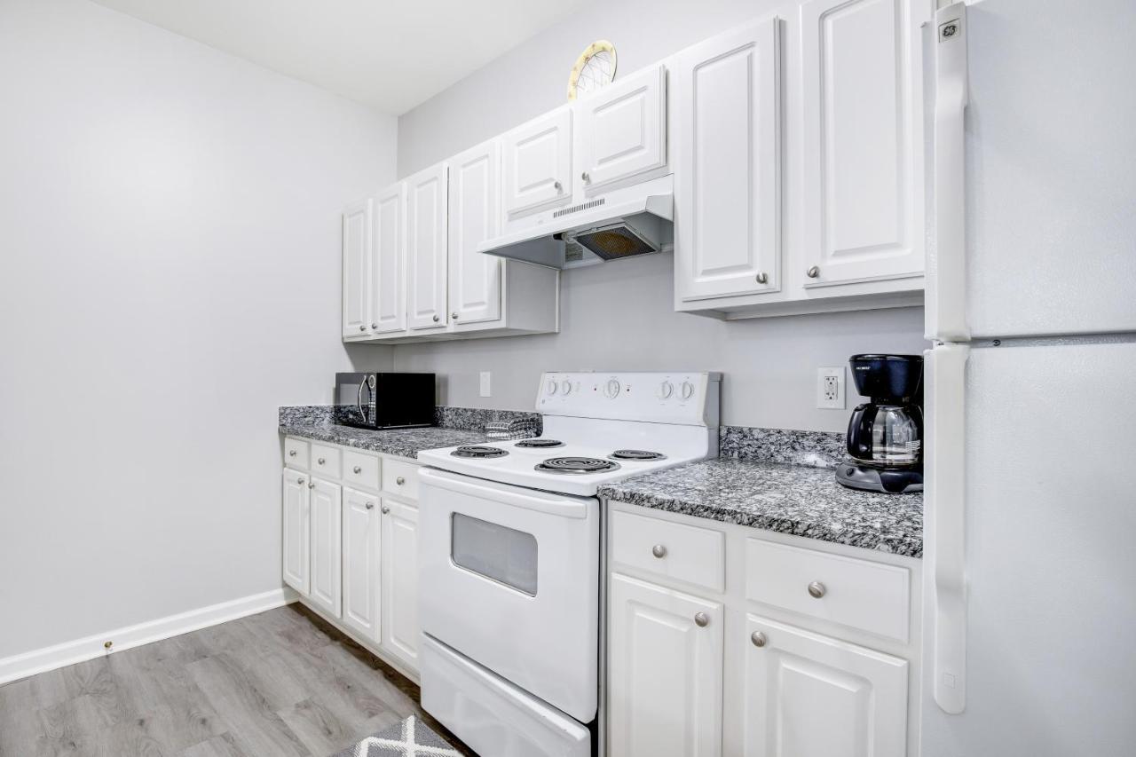 Apartment 1600 Long Grove Charleston