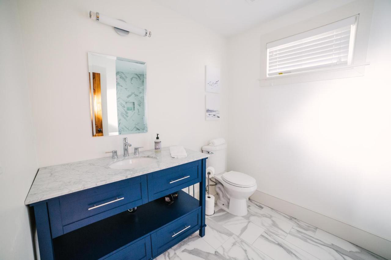 Apartment South 82 B Charleston