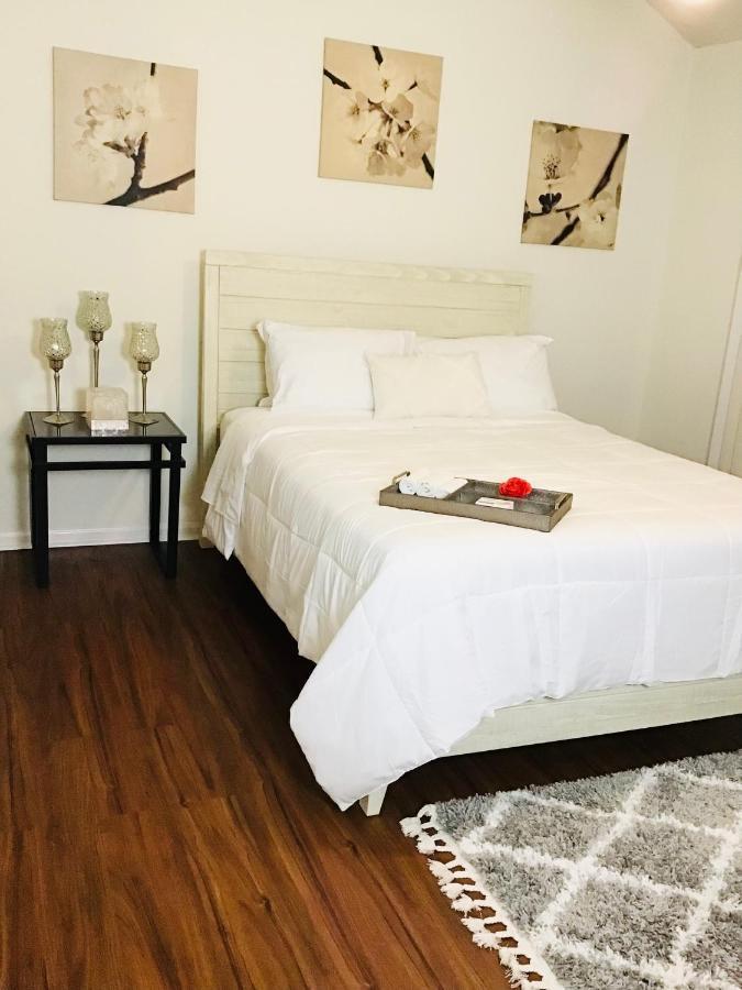 Th Wood Apartment Charleston