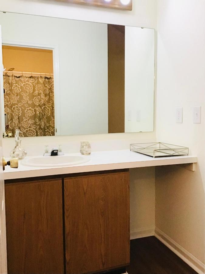 Apartment Th Wood *