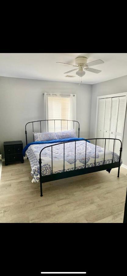 Sleeps 10!**10min Dt Chas/5min Airport! Holiday home Charleston