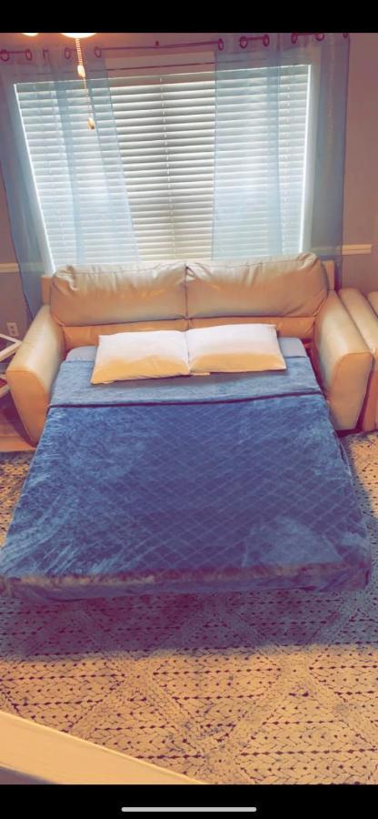 Sleeps 10!**10min Dt Chas/5min Airport!