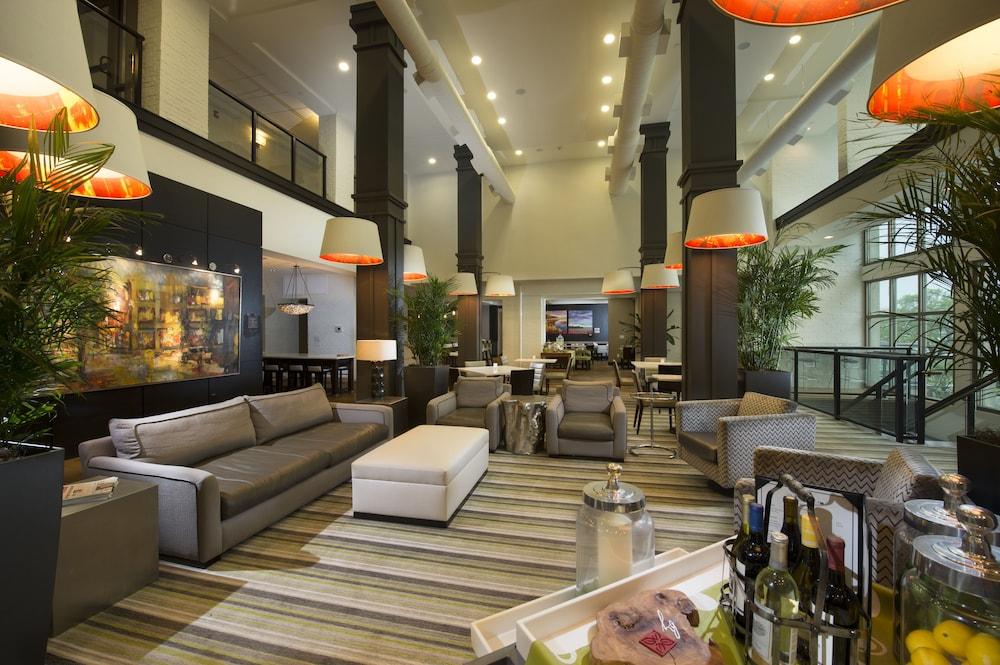 Hotel Hilton Garden Waterfront/downtown 3*