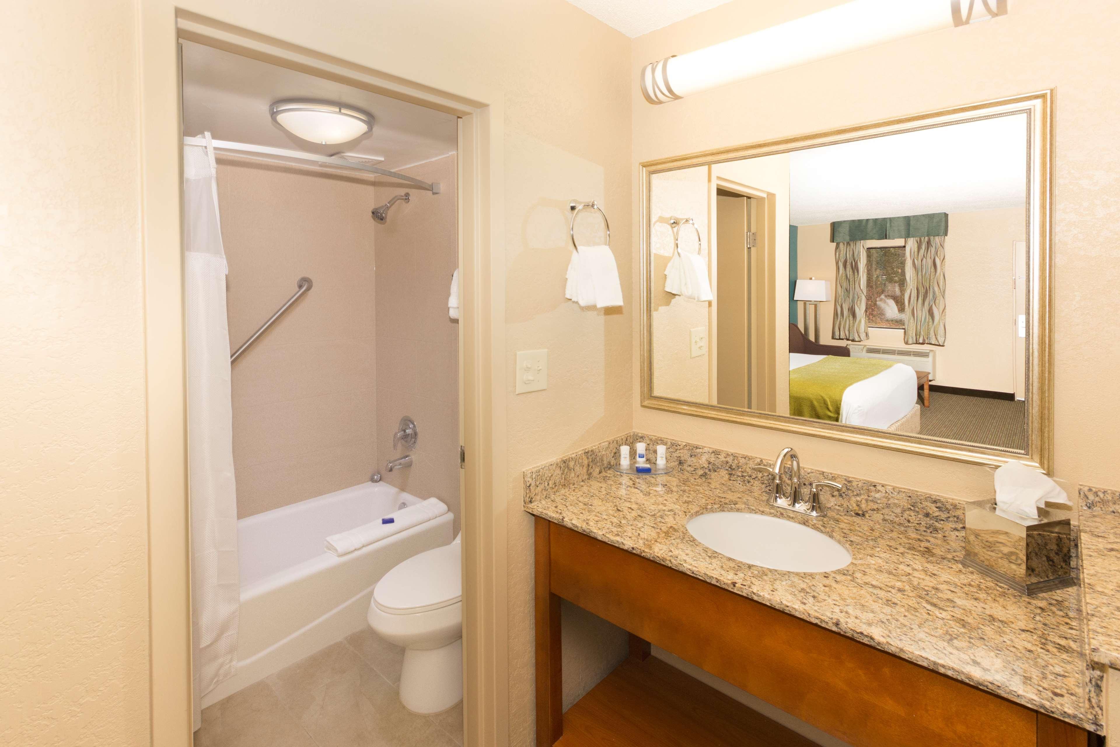 Western Hotel Charleston