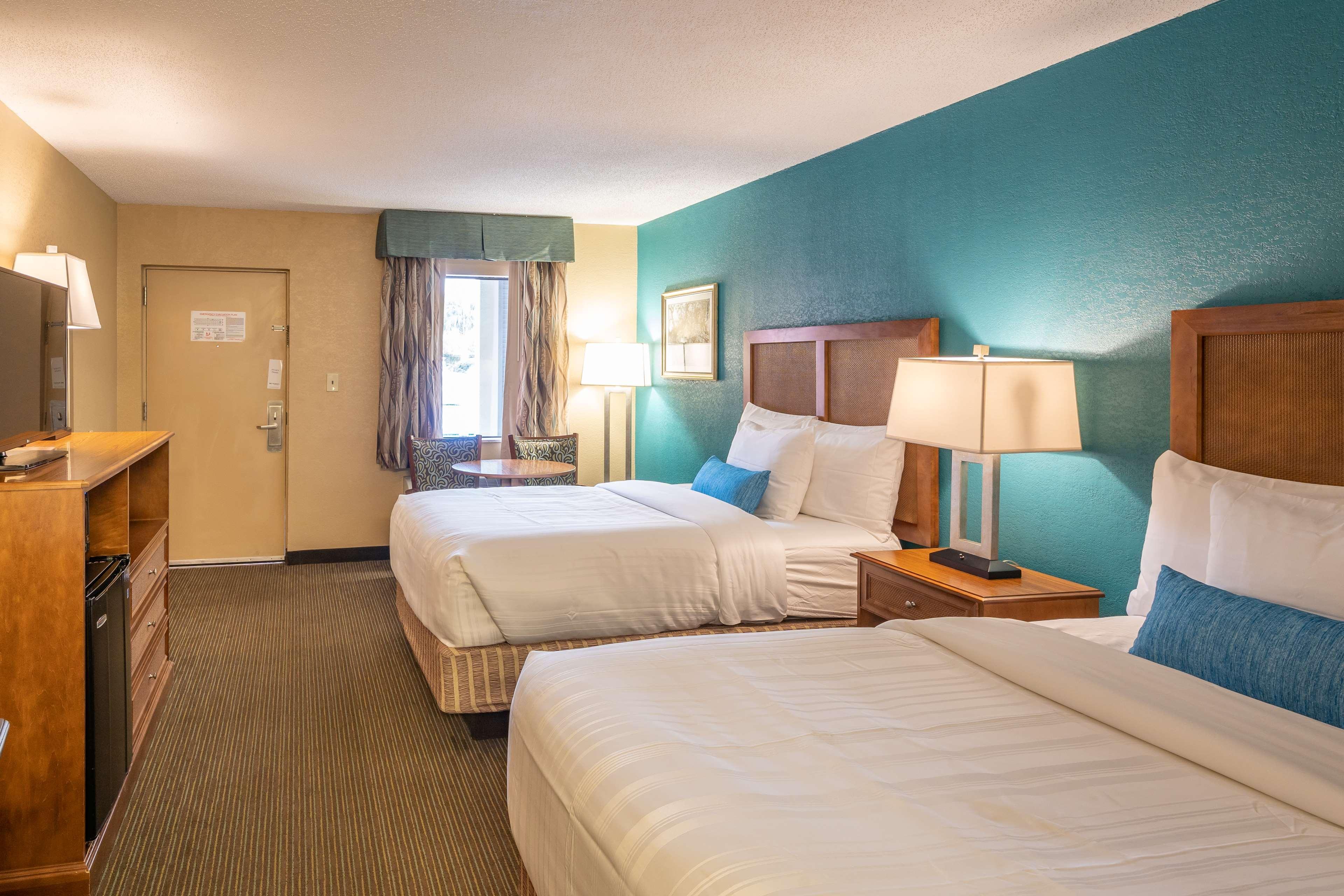 Western Hotel 3*