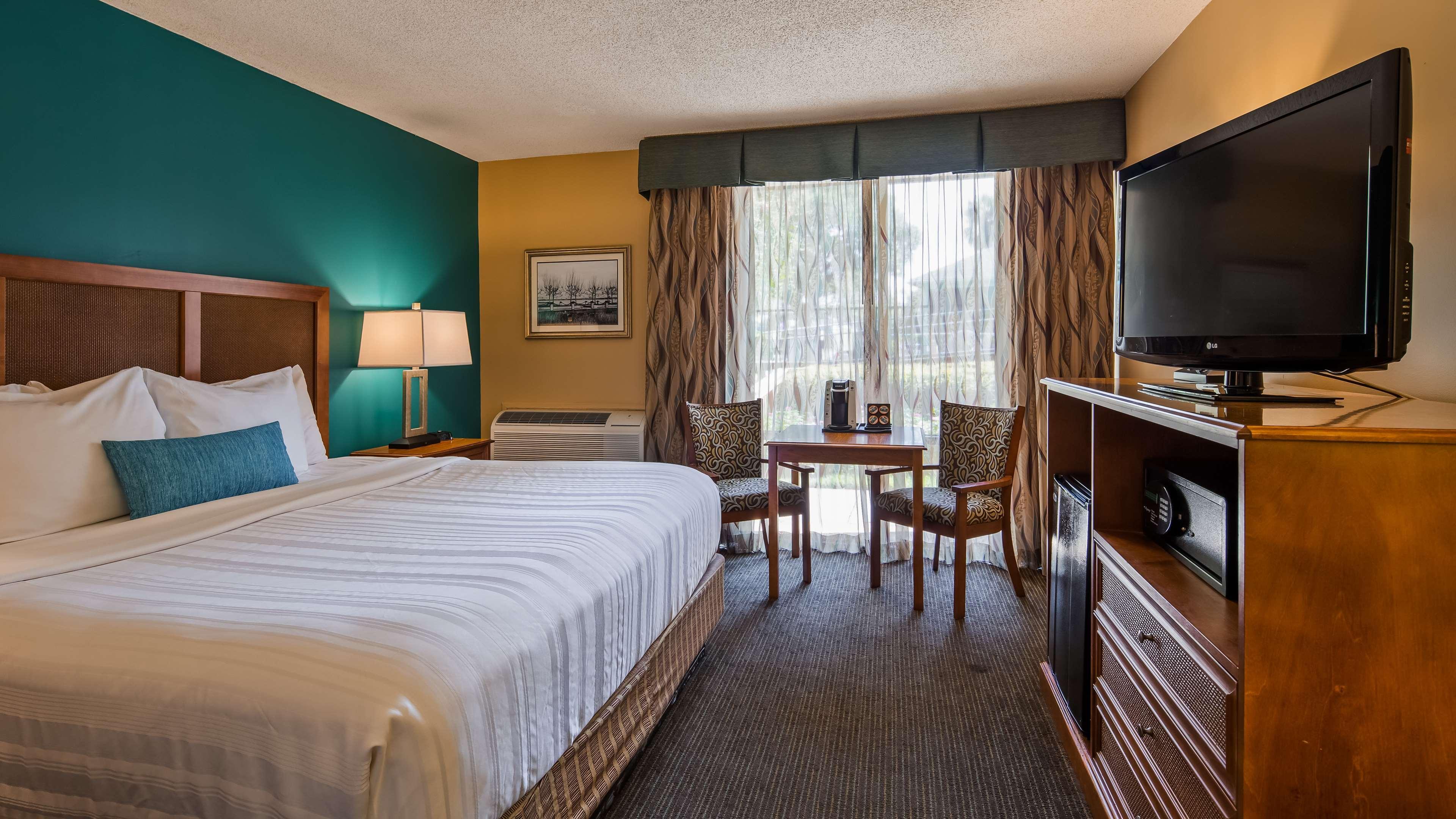 Western Hotel 3*
