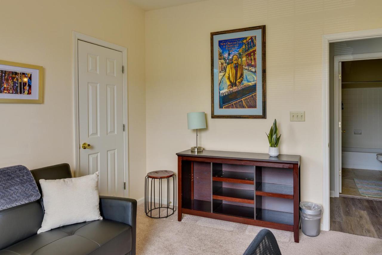 Mount Pleasant With Pool And Bikes Near Beach!
