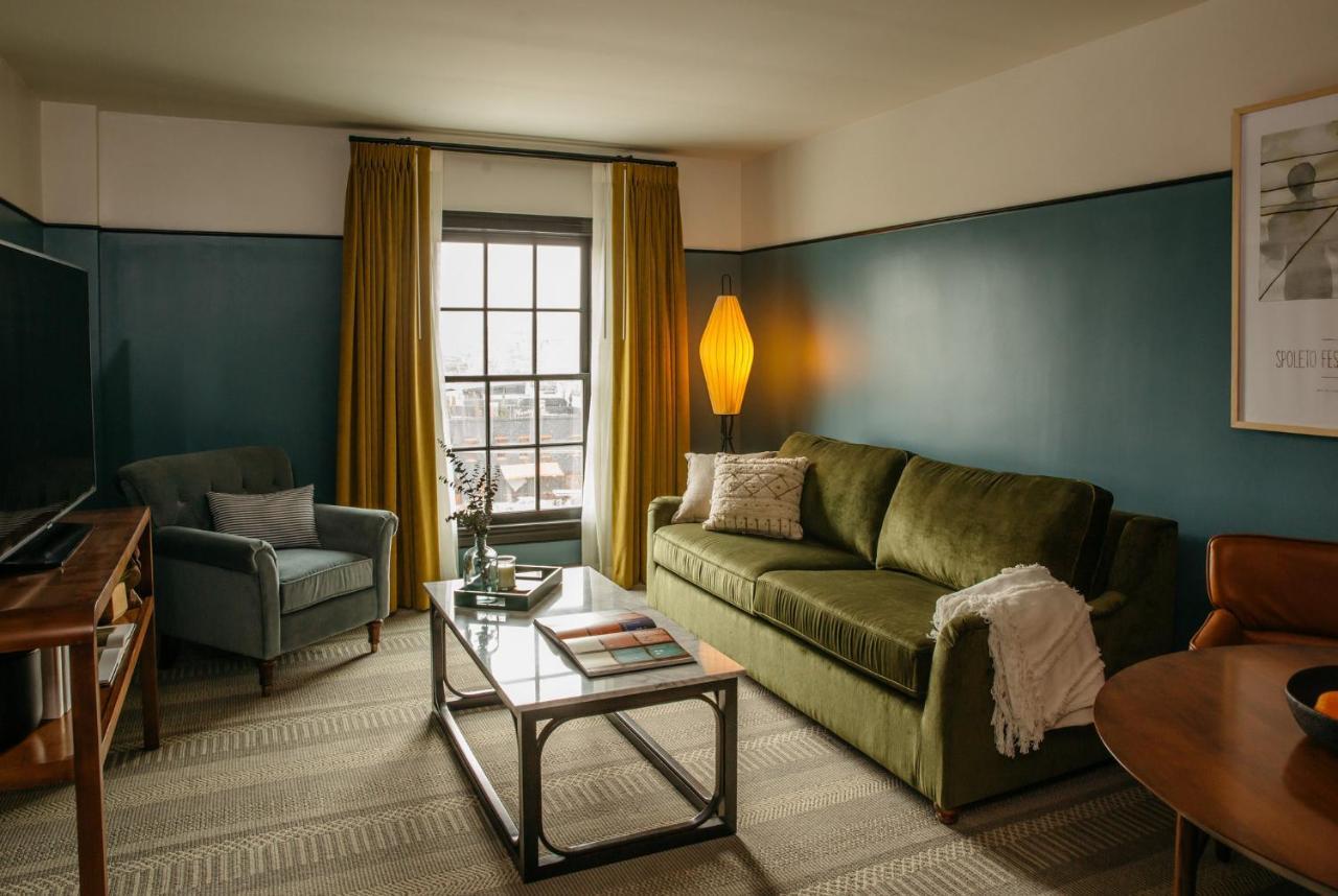 Hotel Emeline 4*
