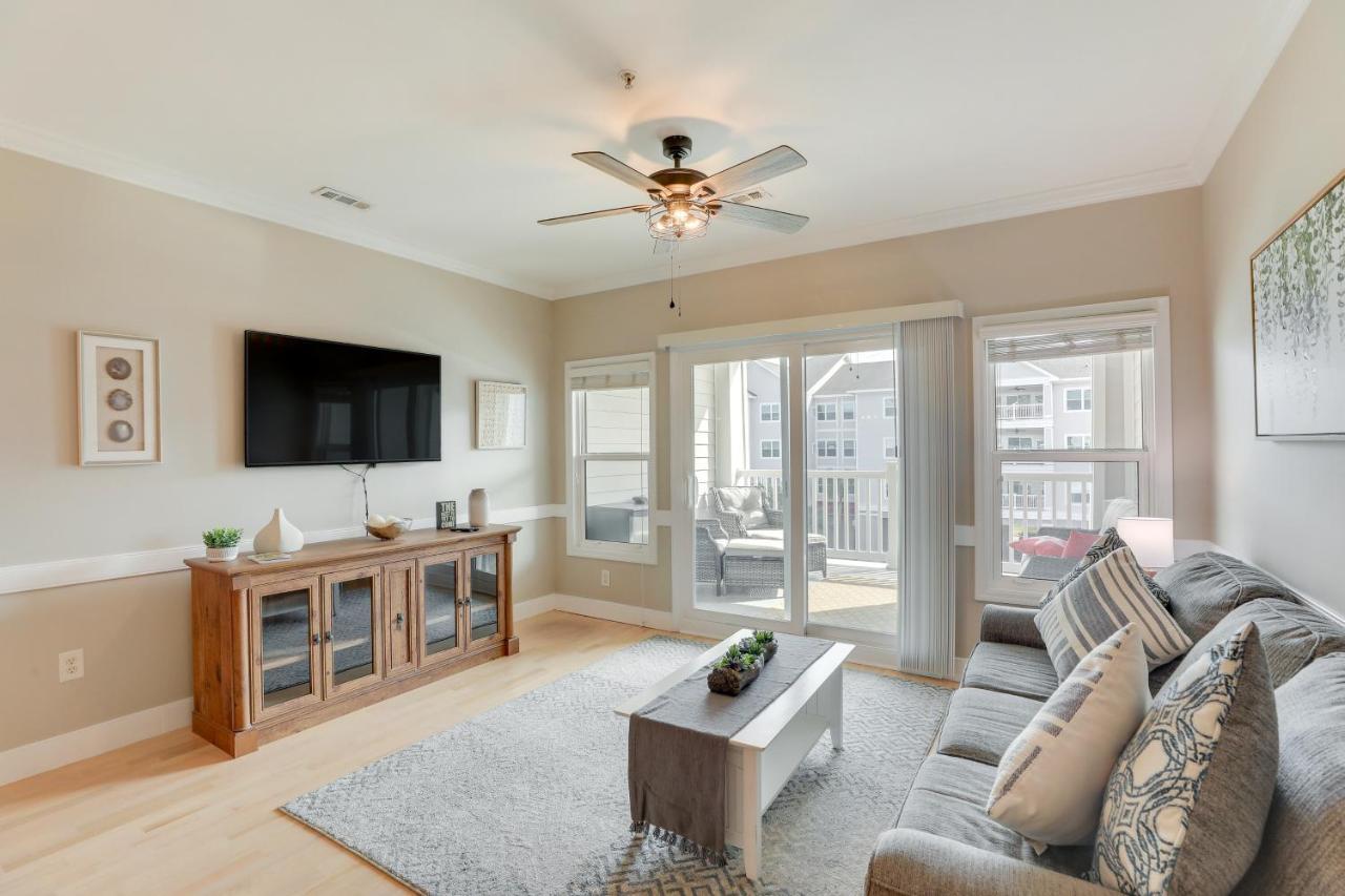 Apartment With Pool Access Near Folly Beach!