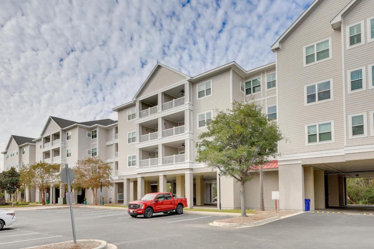 With Pool Access Near Folly Beach! Apartment Charleston