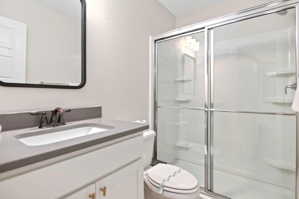 Penny Lane Park Circle 15m Dwtn Chs Holiday home *