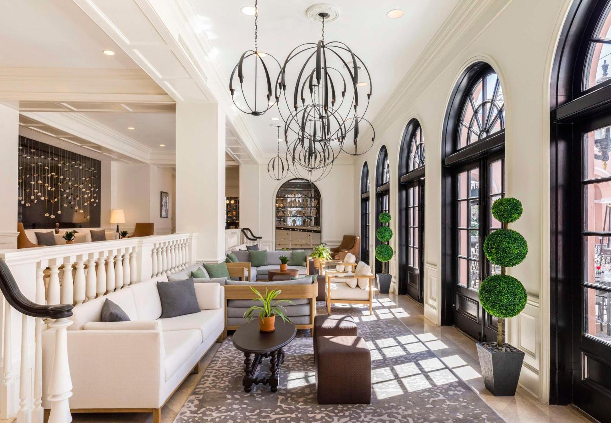 Mills House Charleston, Curio Collection By Hilton Hotel