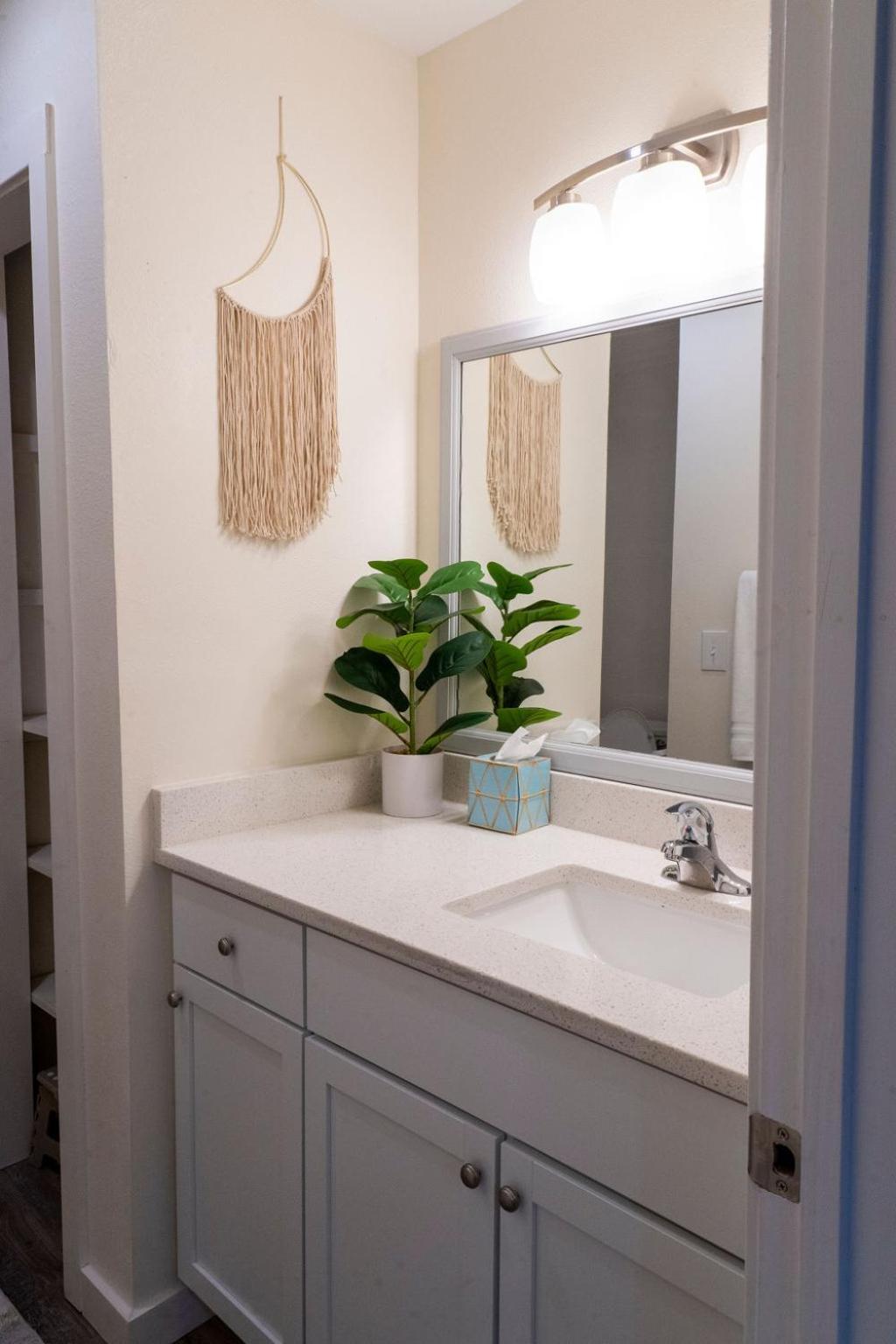 Holiday home Madrona's B- Fully Fenced And Pet Friendly