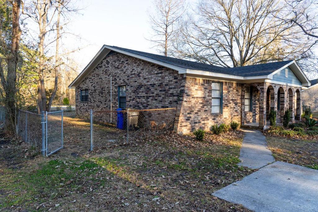 Holiday home Madrona's B- Fully Fenced And Pet Friendly *