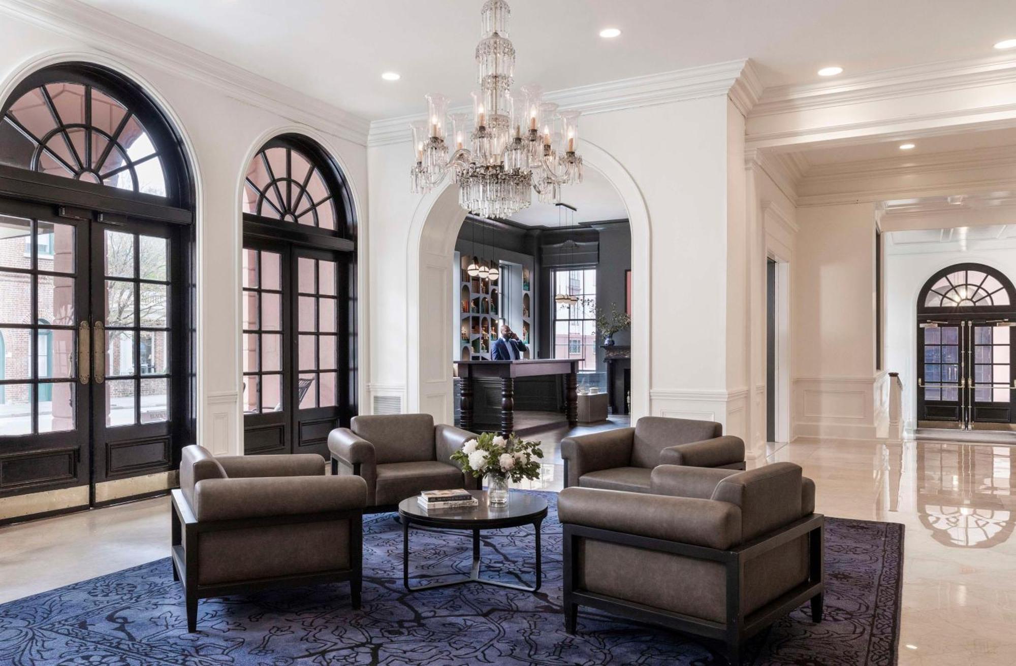 Mills House Charleston, Curio Collection By Hilton