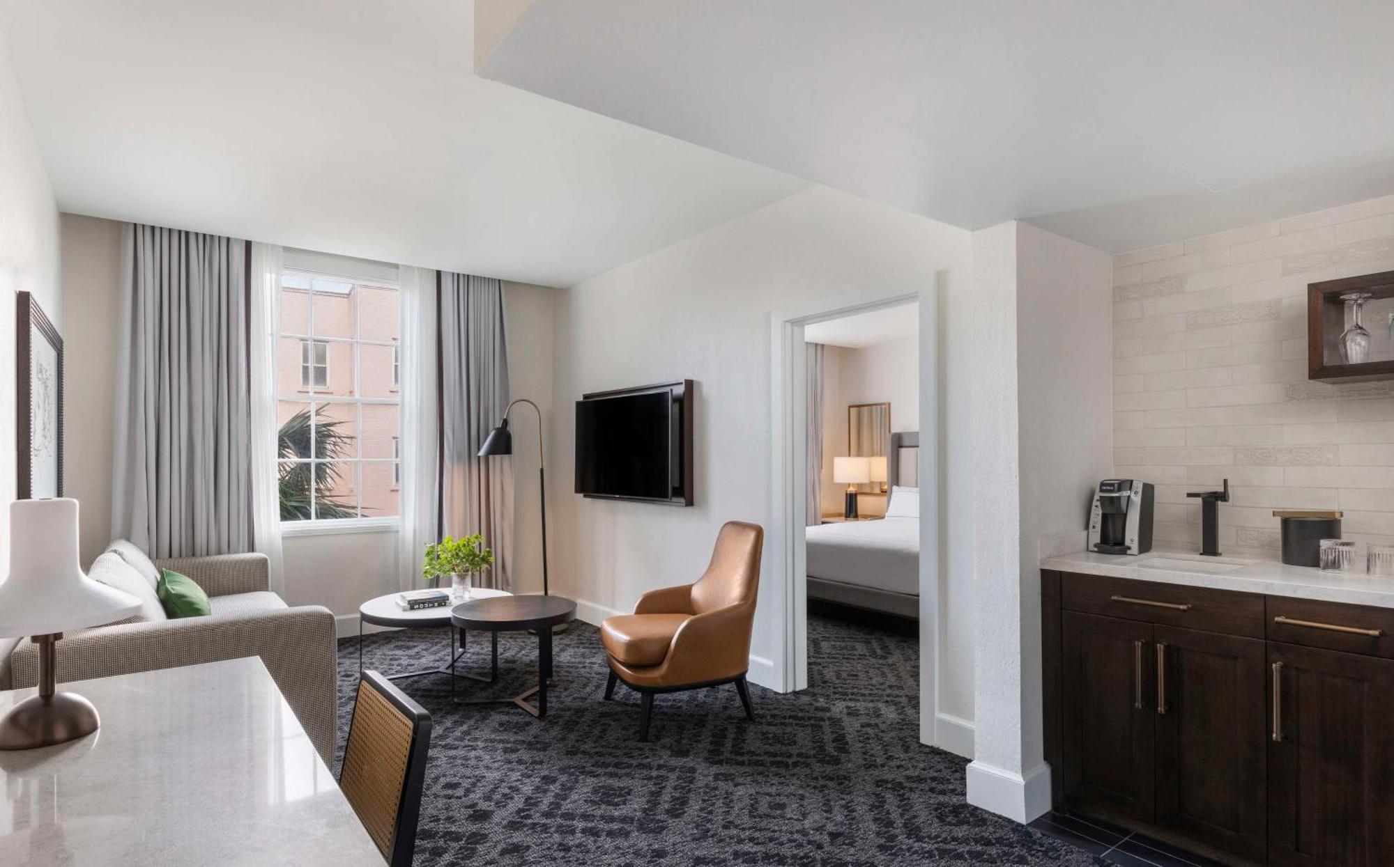 Mills House Charleston, Curio Collection By Hilton Hotel Charleston