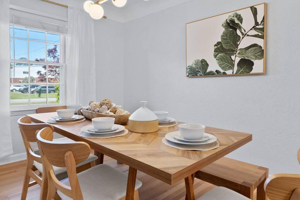 The Azalea House Apartment