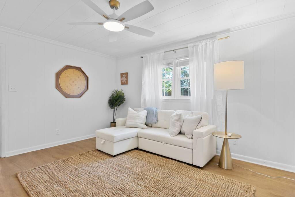 The Azalea House Apartment *