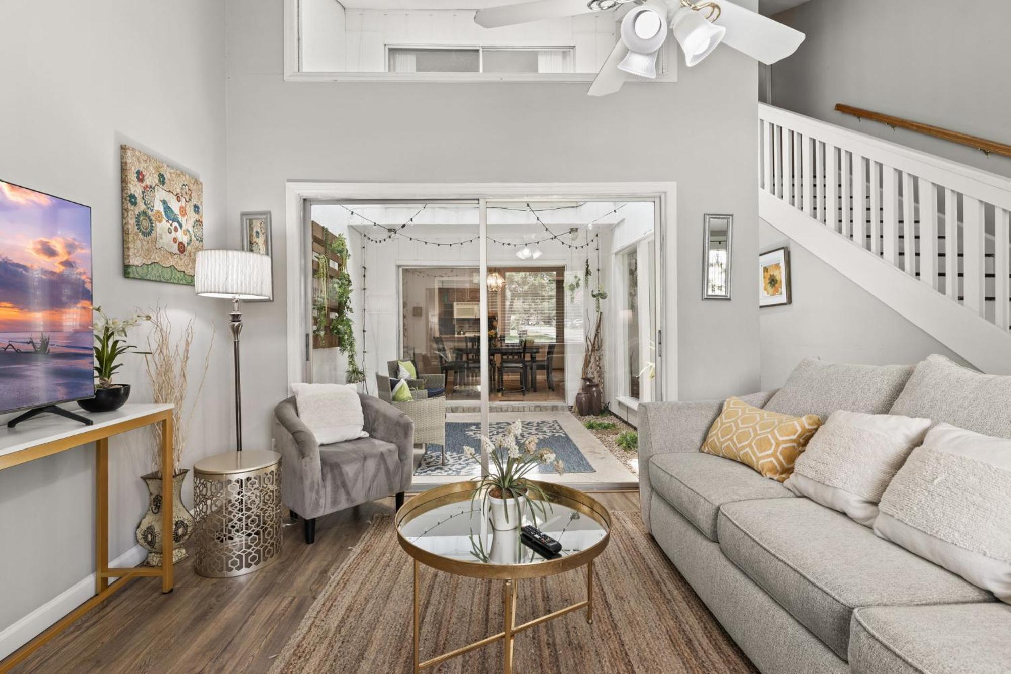 Apartment Cypress *