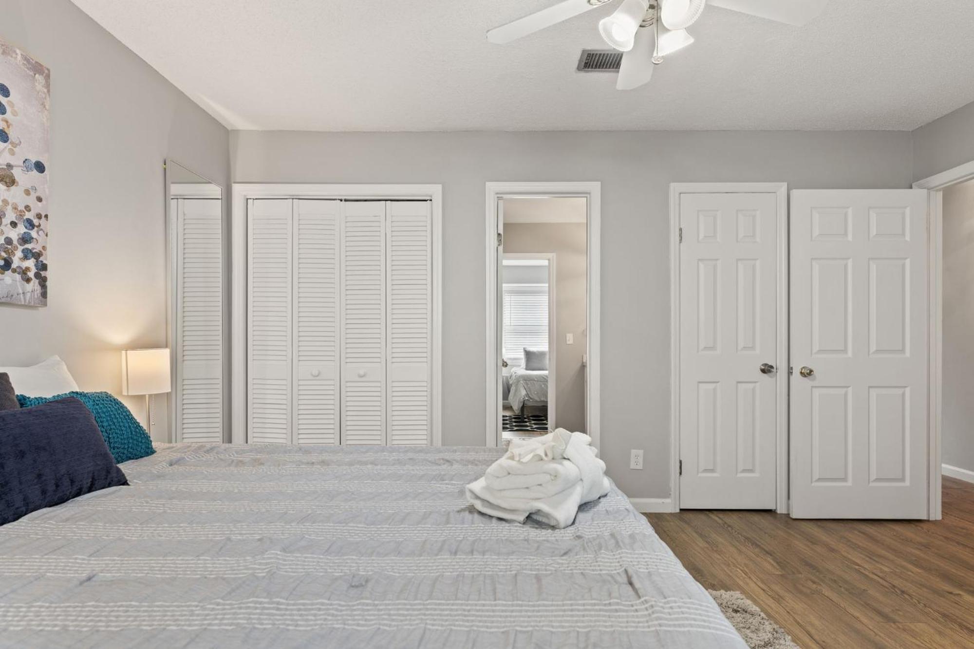 Cypress Apartment
