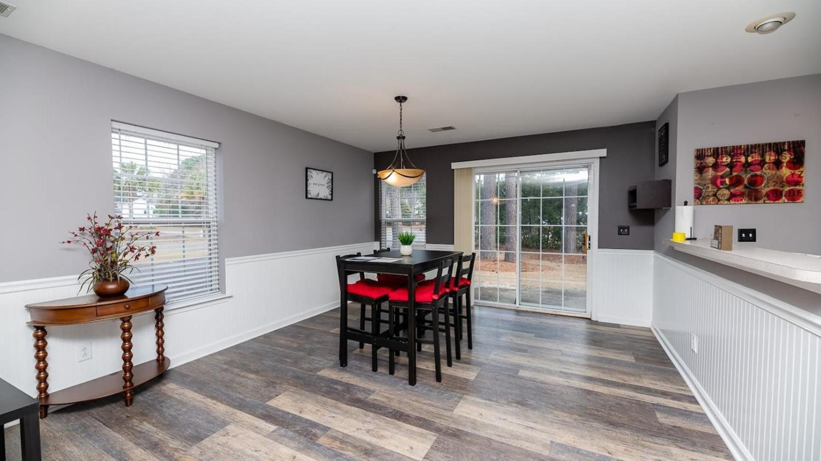 Charming, Spacious, Ideal 4 Groups Near * Charleston