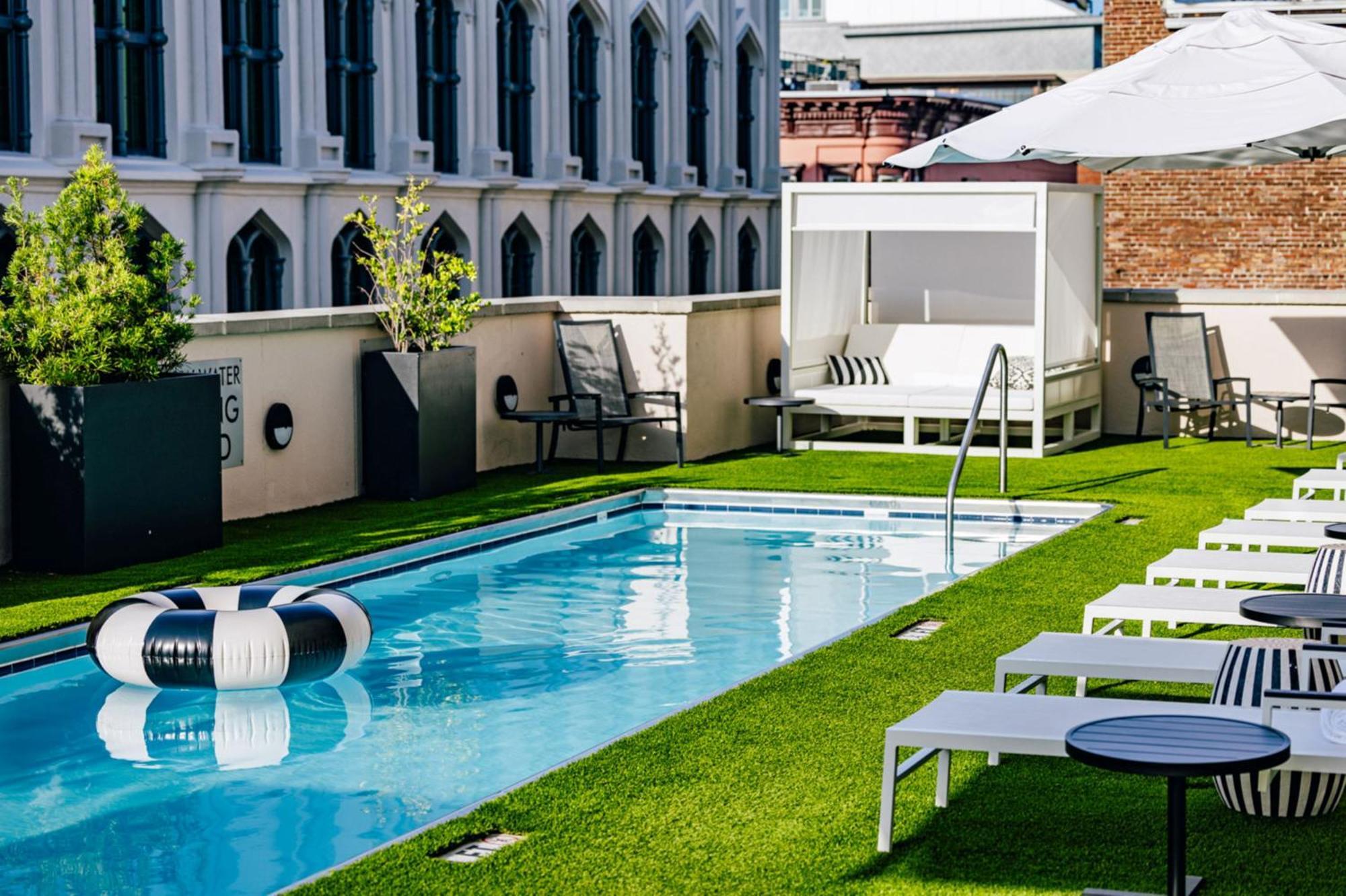 The Lindy Renaissance Charleston