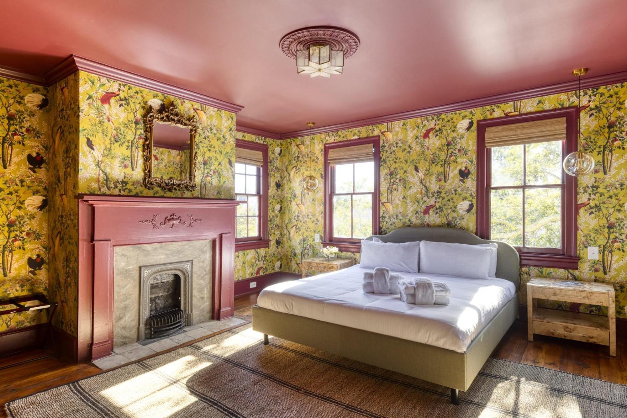 Bed & Breakfast The Nicholas George's King Suite- Walk To King