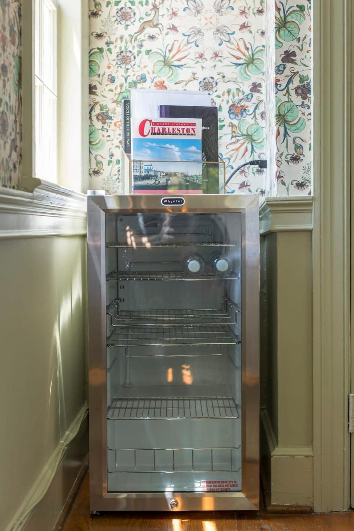 The Ashley Carriage House Includes Breakfast Holiday home