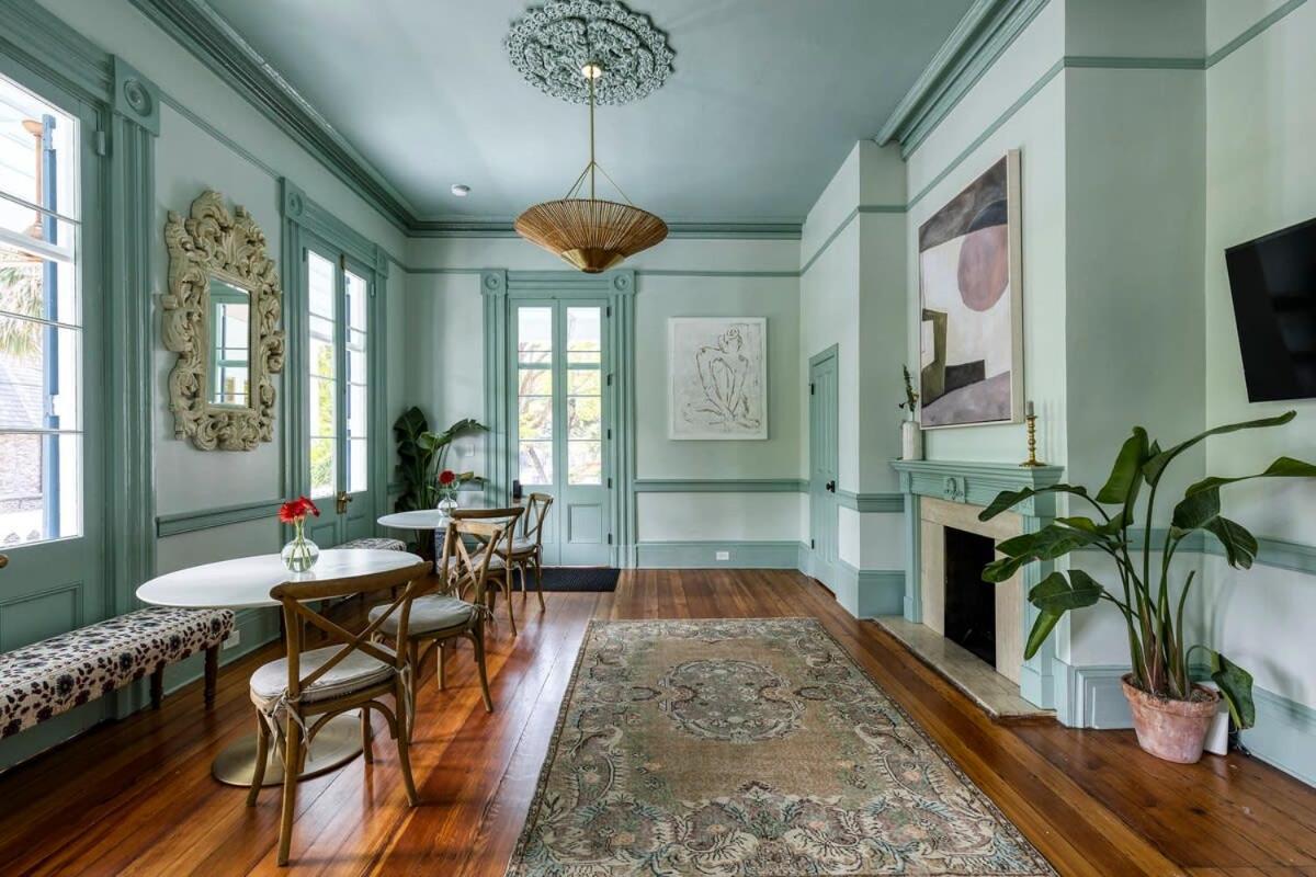 Holiday home The Ashley Carriage House Includes Breakfast