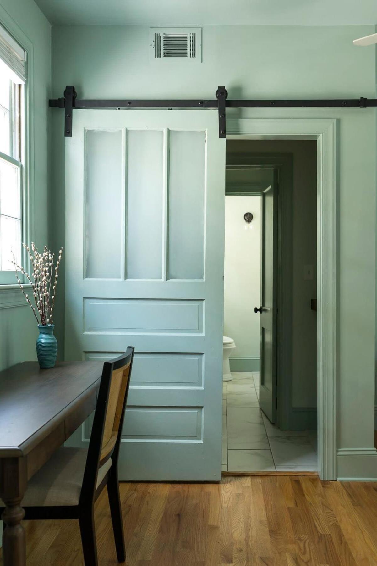 The Ashley Carriage House Includes Breakfast Holiday home