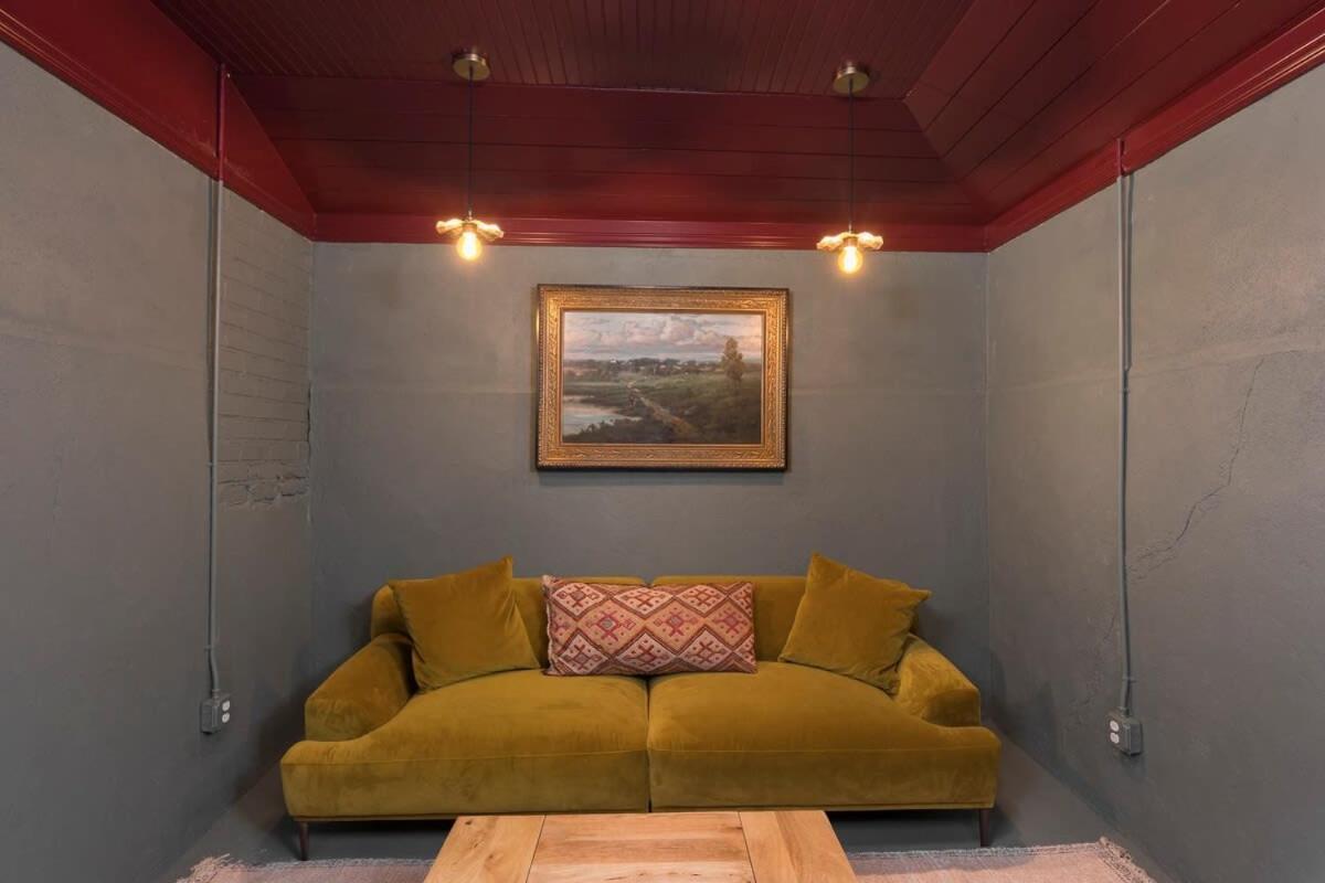 The Ashley Speakeasy King Includes Breakfast Charleston