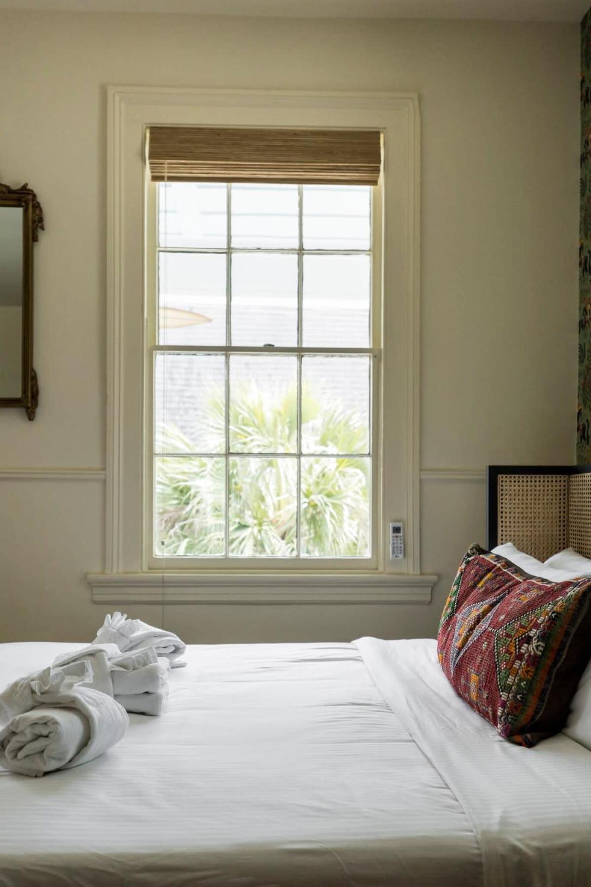 The Ashley Veranda King Includes Breakfast