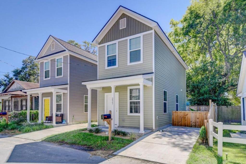 Adorable Cozy & Private In Holiday home Charleston