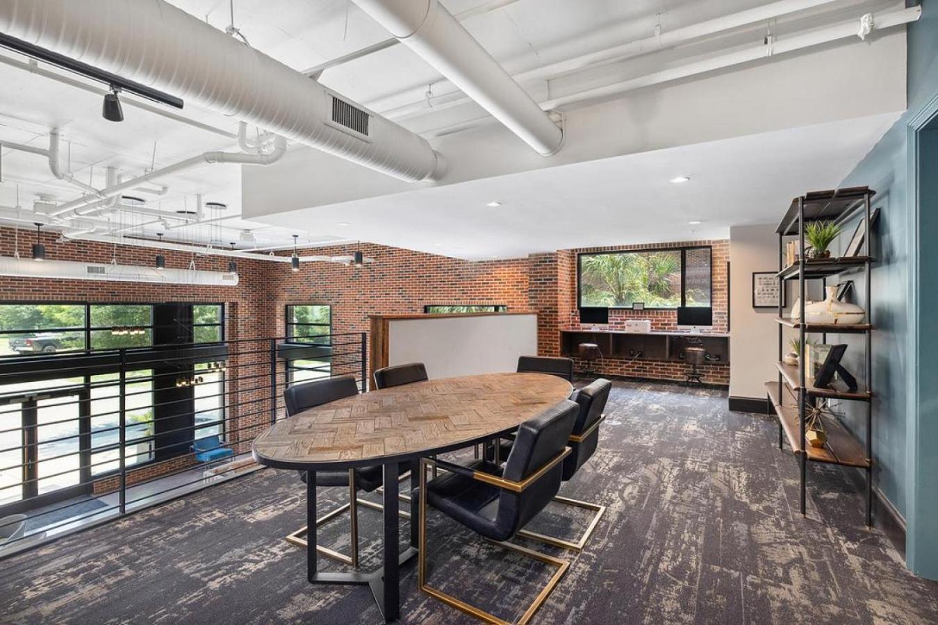 Apartment Landing At Meeting Street Lofts - In East Charleston