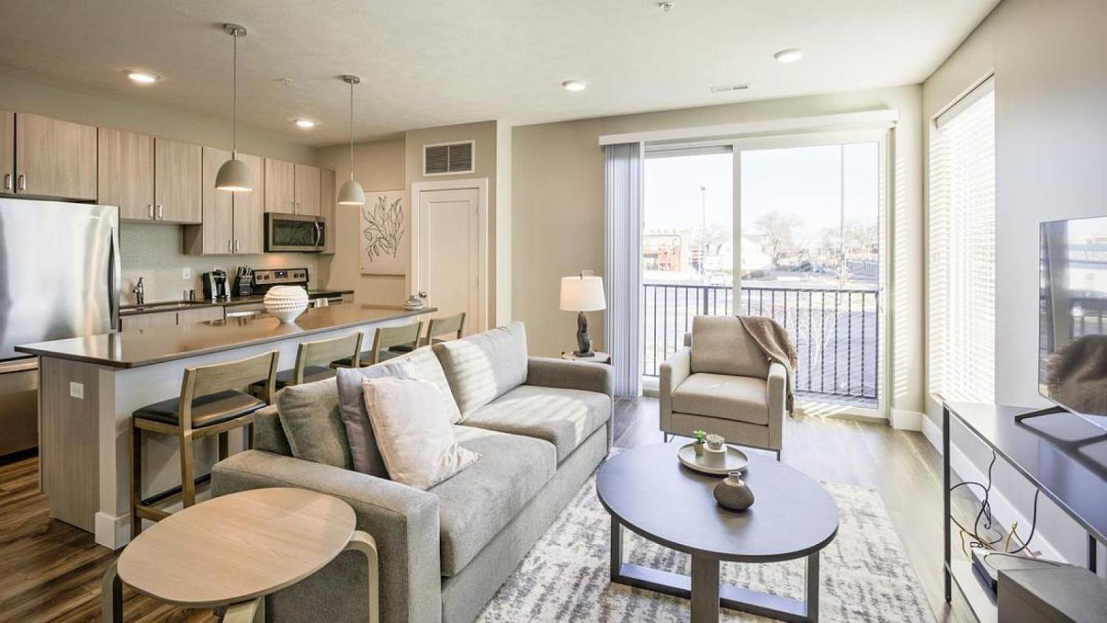 Landing At Parker Point - 2 Bedrooms In Cainhoy Apartment